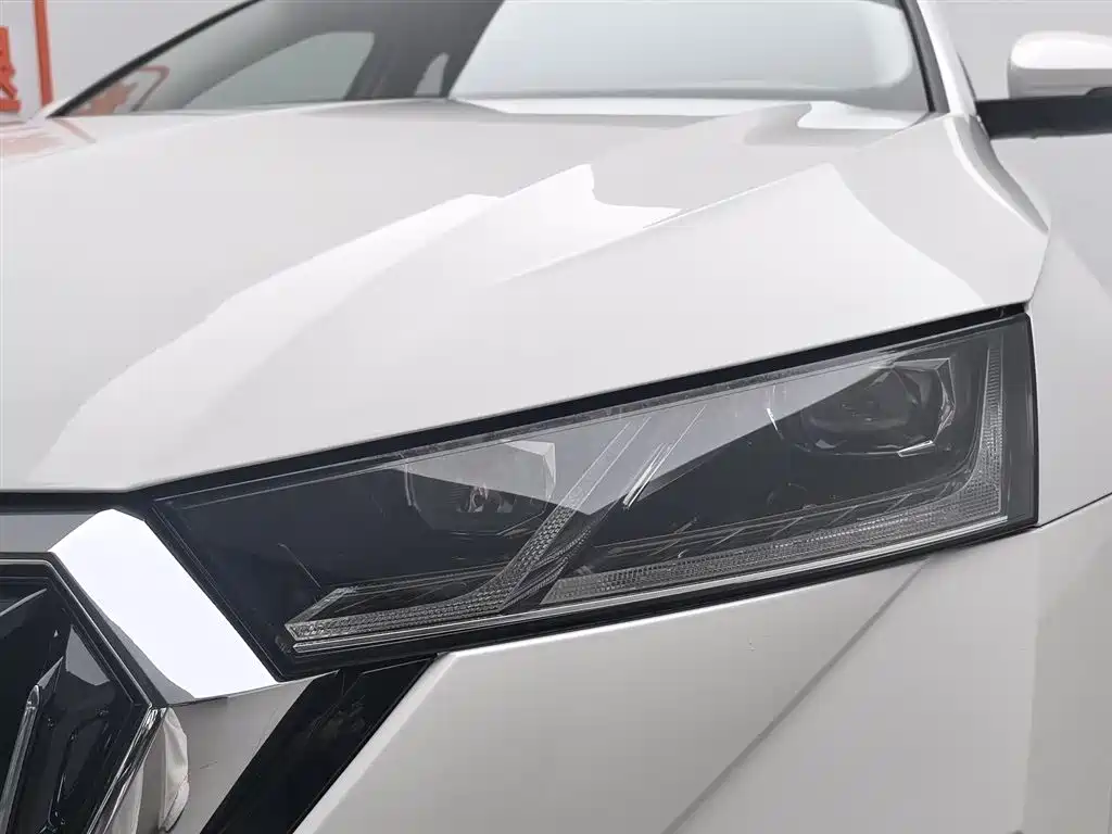 Škoda Octavia 2021 PRO TSI280 DSG Luxury Edition фото 7