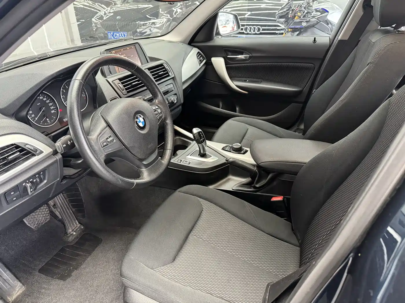 BMW 1 Series (Import) 2012 116i Leading фото 9