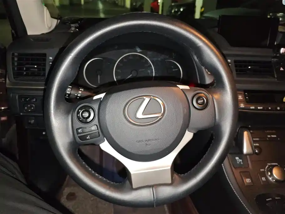 Lexus CT 2014 CT200h Comfort Monochrome фото 15