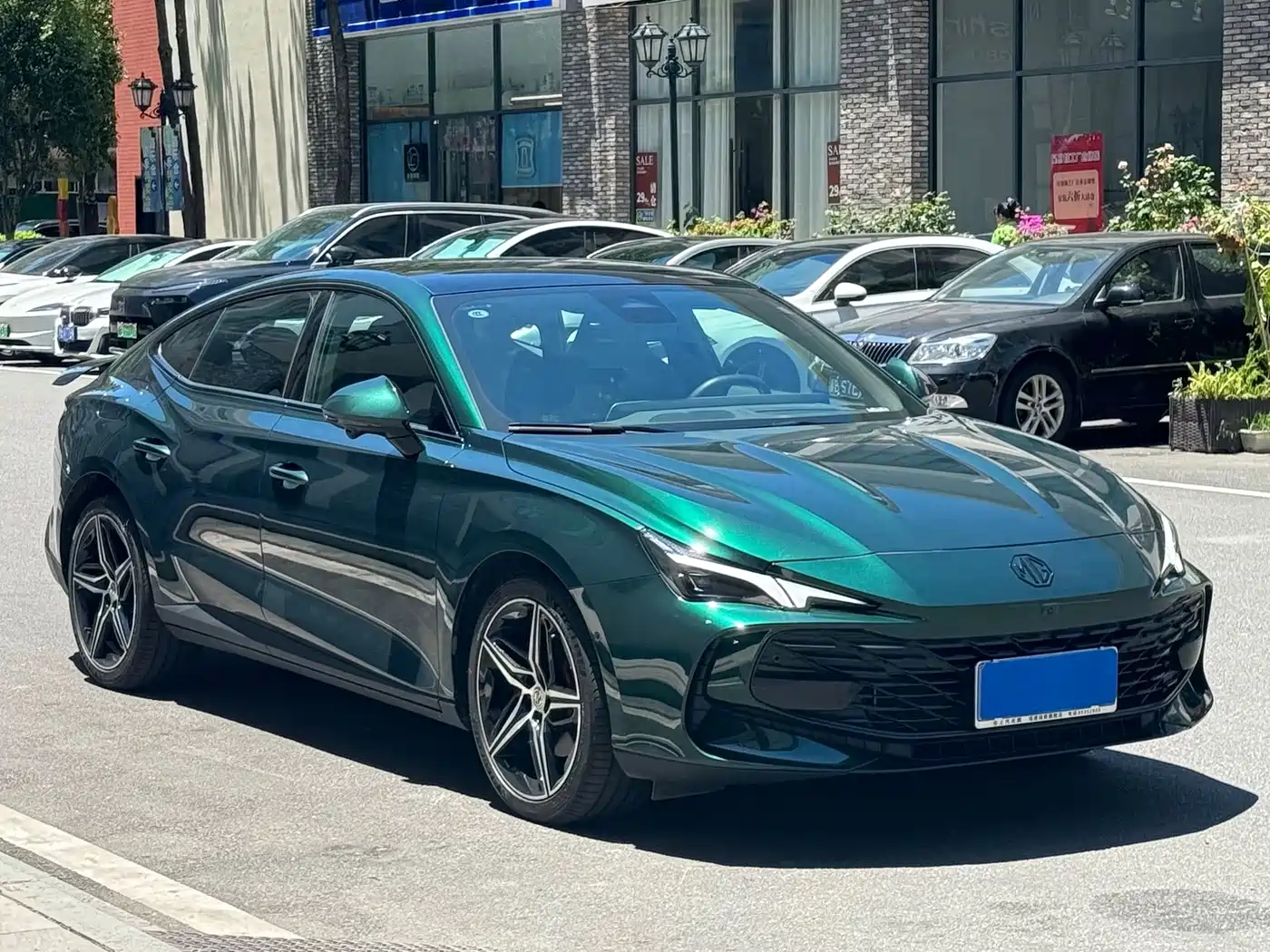 Фото 2 - MG MG7