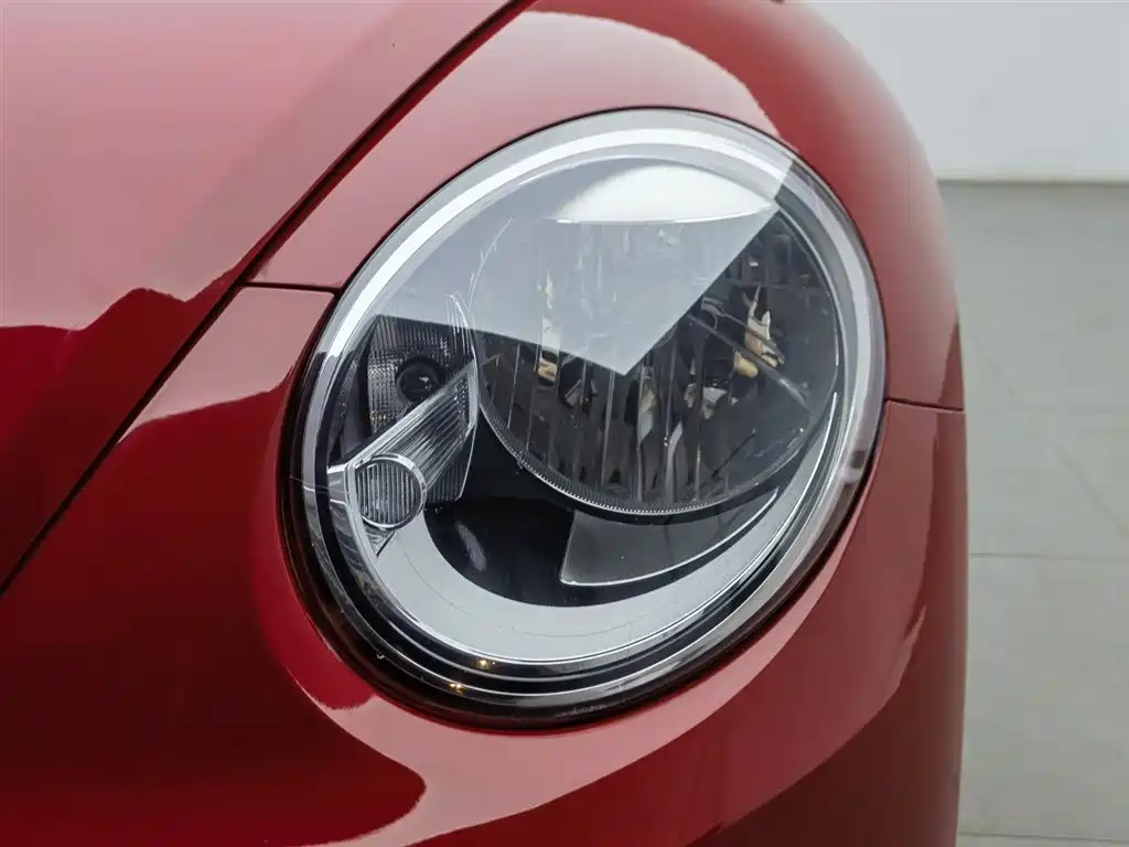 Volkswagen Beetle 2015 180TSI фото 7