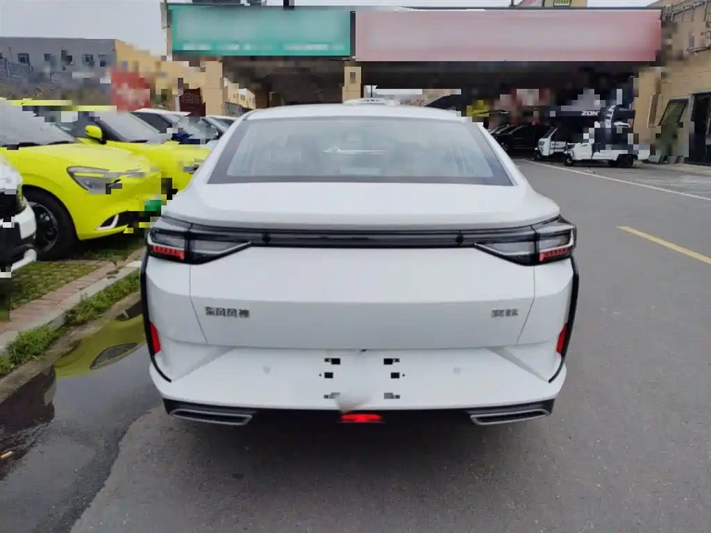 DONGFENG FENGSHEN YI HYUN