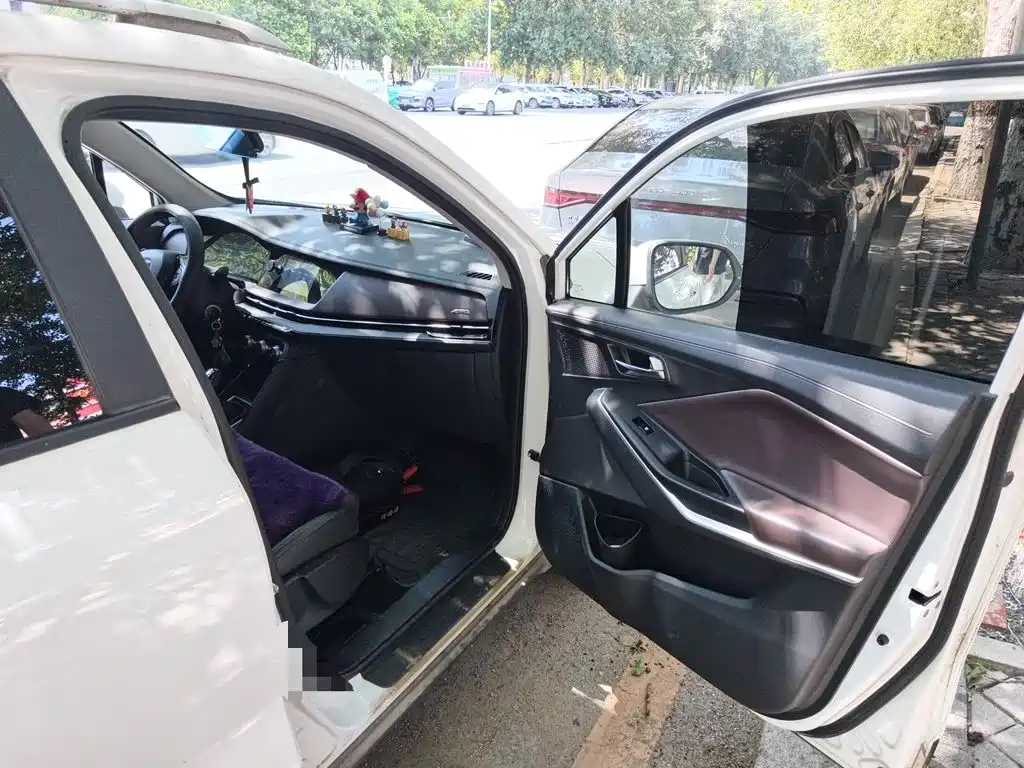 Changan CS15 2019 2019 1.5L Manual Progressive China V