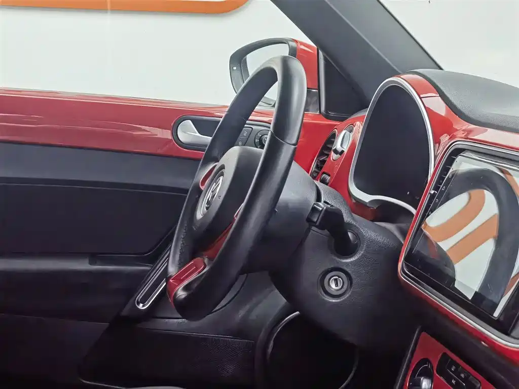 Volkswagen Beetle 2015 180TSI фото 22