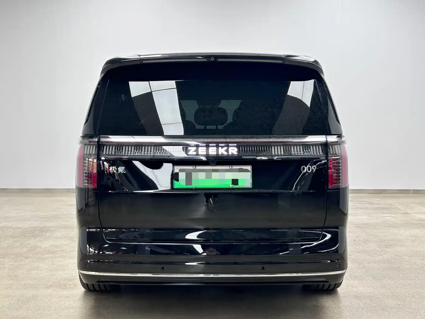 ZEEKR EXTREME KRYPTON 009
