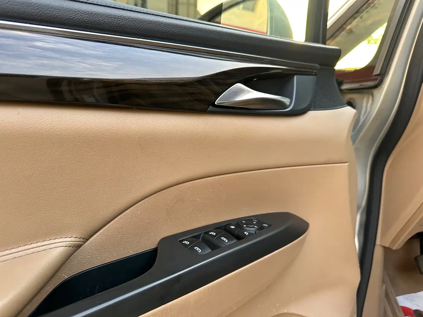 Buick GL8 2017 ES 28T Luxury China V фото 10