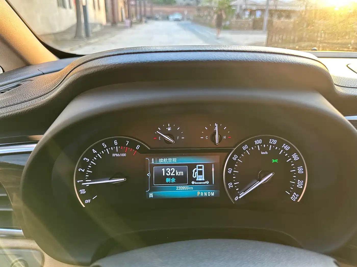Buick GL8 2017 ES 28T Luxury China V фото 17