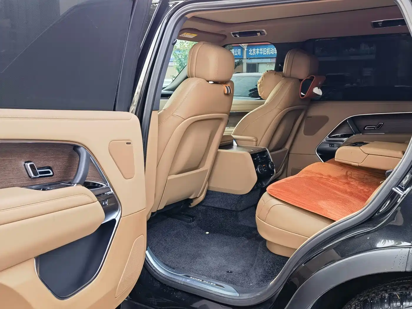 Фото 9 - Land Rover Range Rover