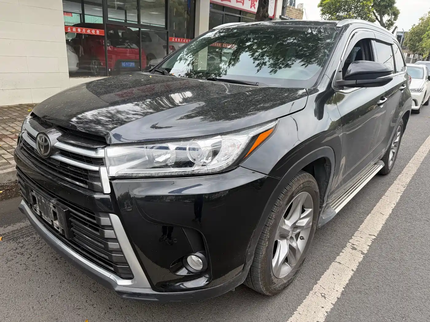 TOYOTA HIGHLANDER