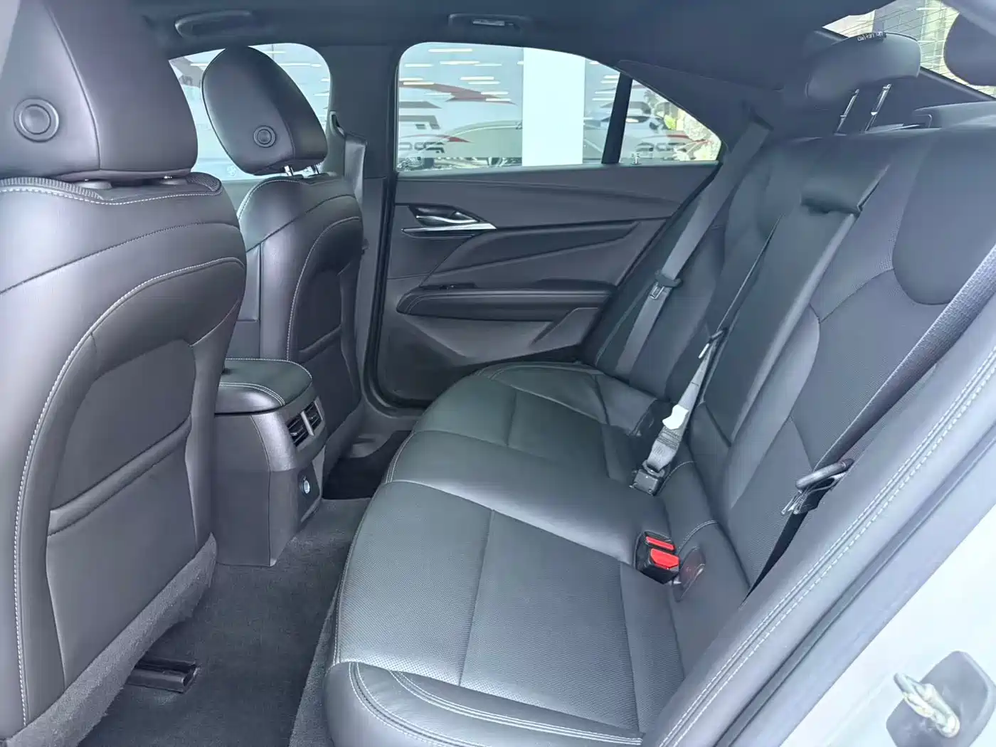 CADILLAC CT4