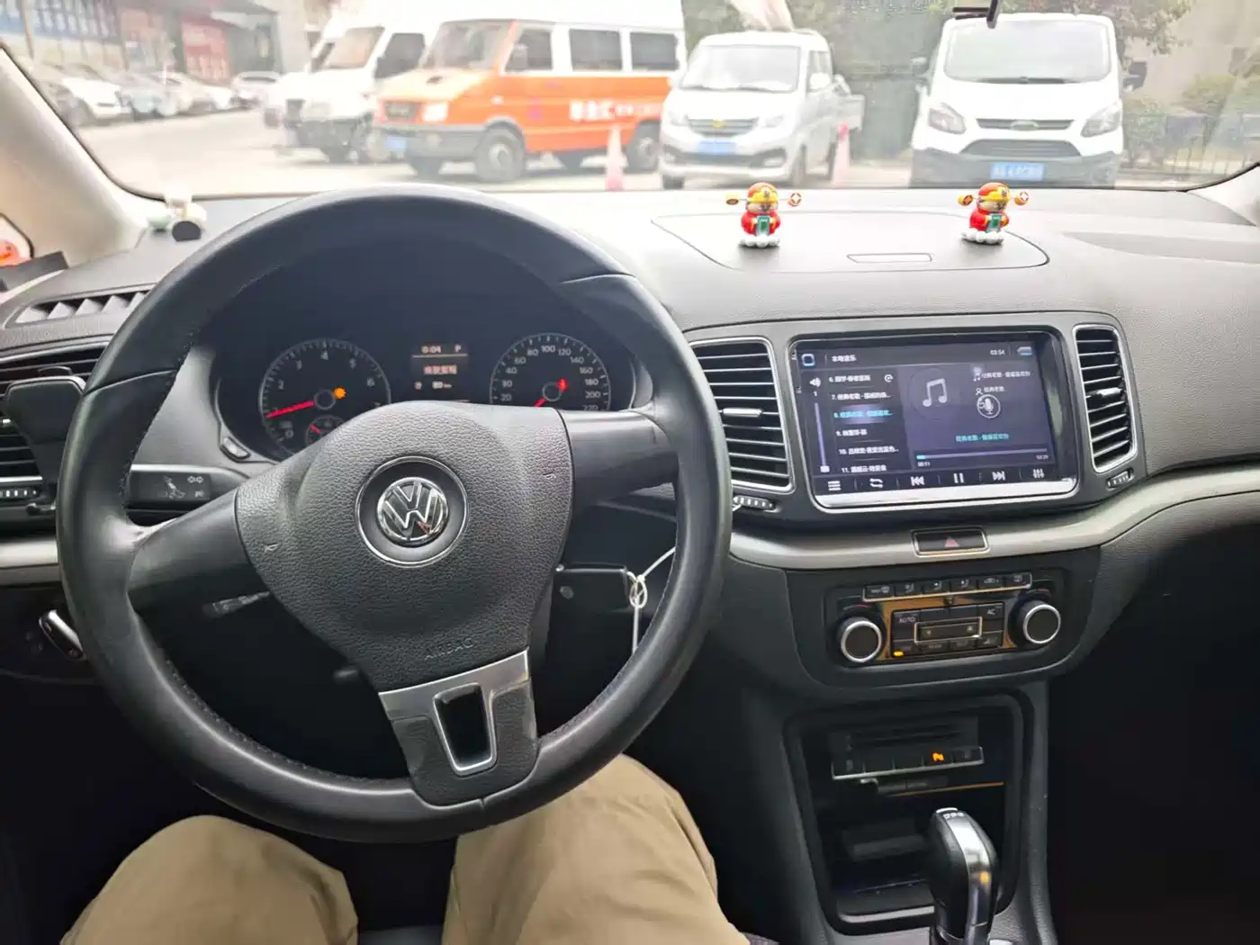 Volkswagen Sharan 2012 2.0TSI Comfort Euro IV фото 14