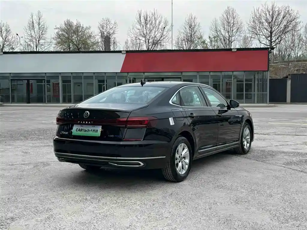 VOLKSWAGEN PASSAT NEW ENERGY