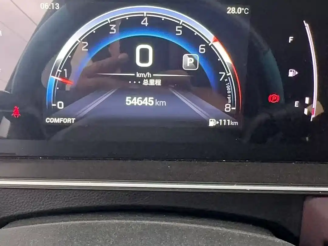 GAC Trumpchi Trumpchi M6 2021 270T DCT Luxury Edition (6-Seater) фото 8