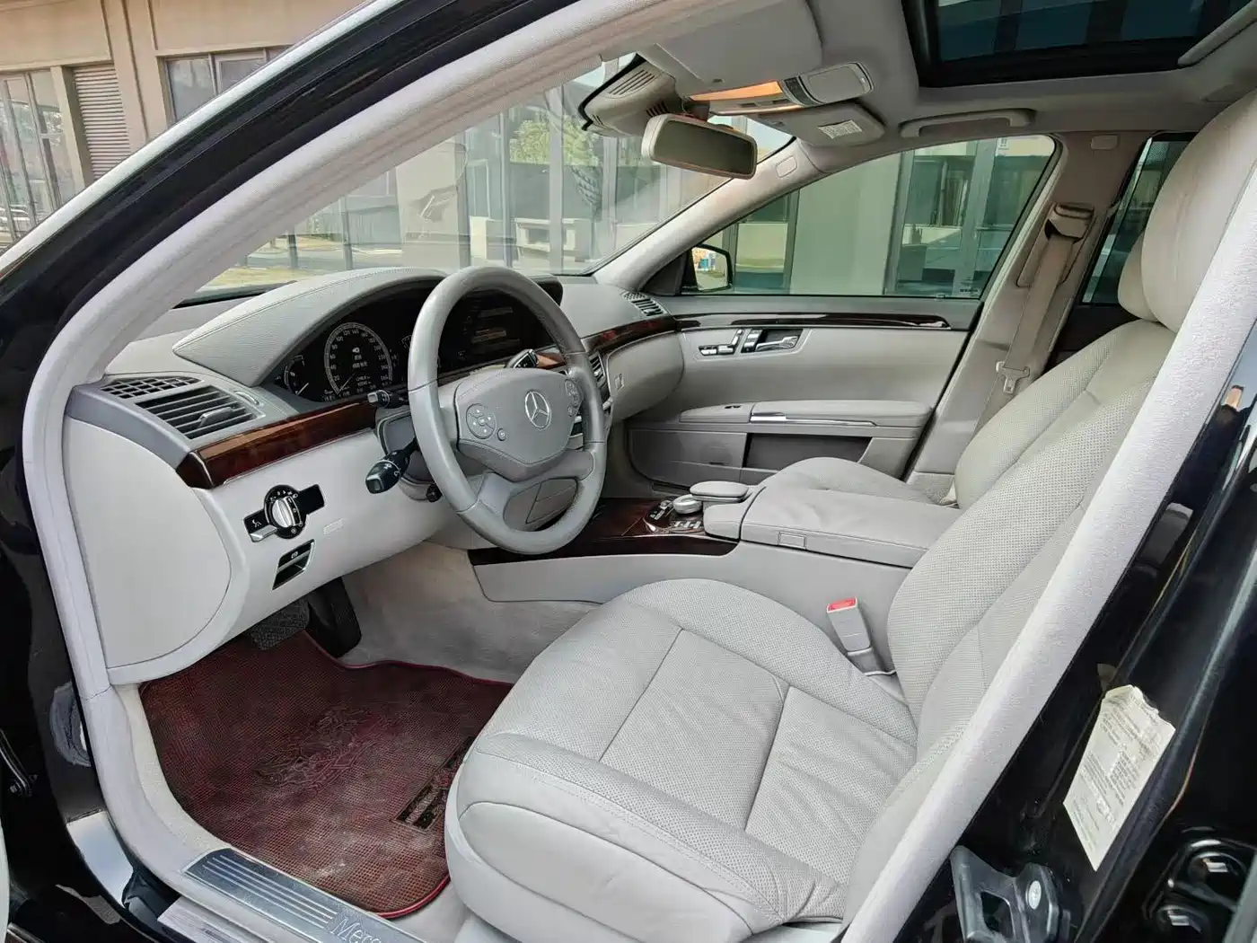 Mercedes-Benz S-Class 2011 S 350 L CGI фото 7