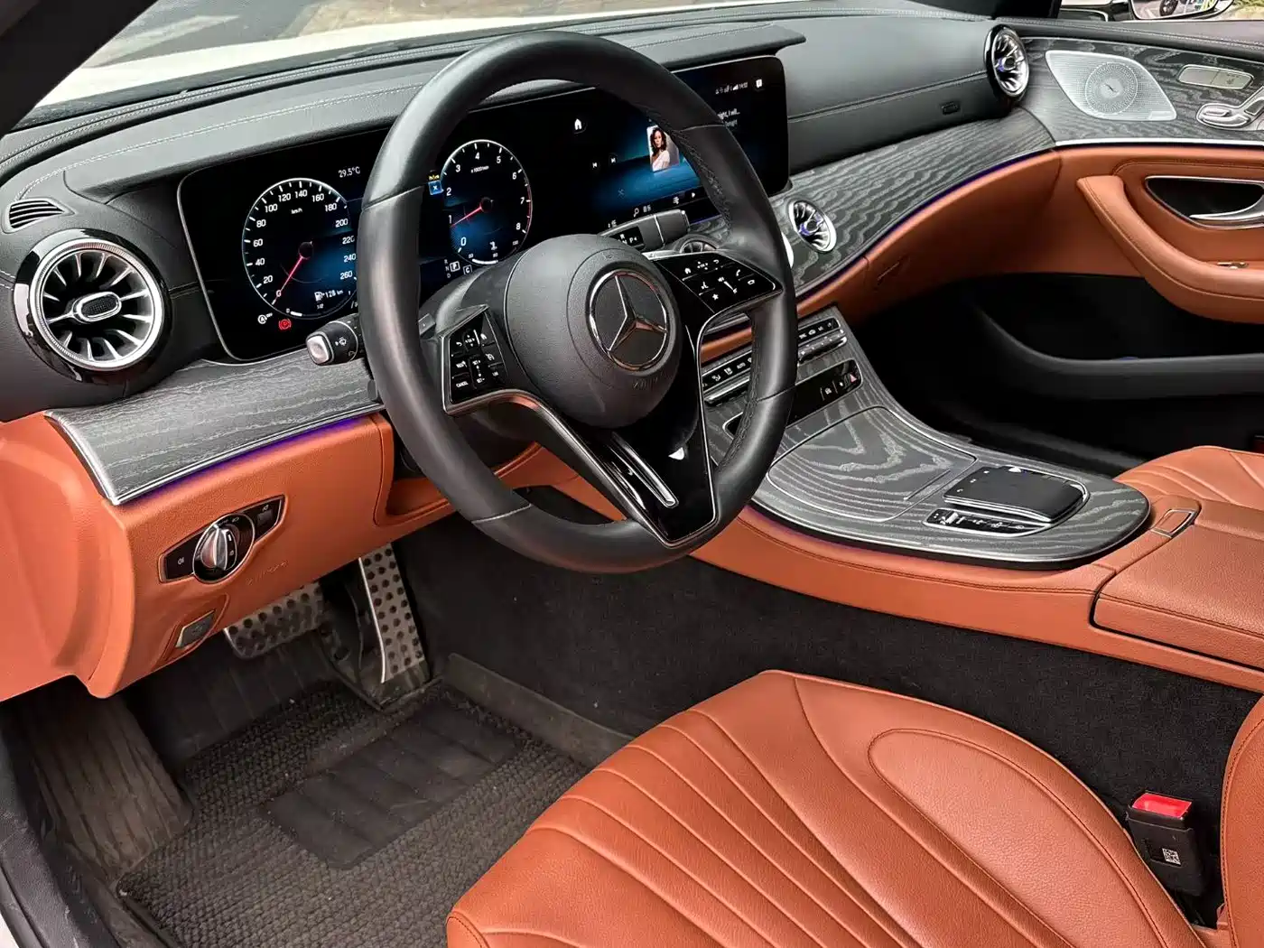 MERCEDES-BENZ CLS