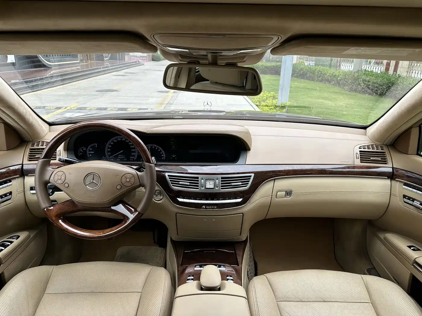 Mercedes-Benz S-Class 2011 S 500 L CGI 4MATIC фото 14