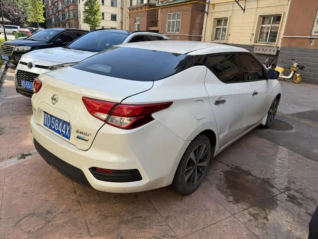 Nissan Bluebird, миниатюра 4