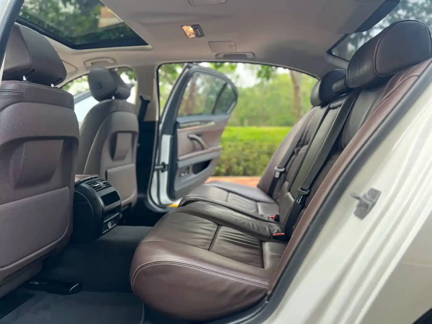 BMW 5 Series 2014 525Li Luxury Design Package фото 7