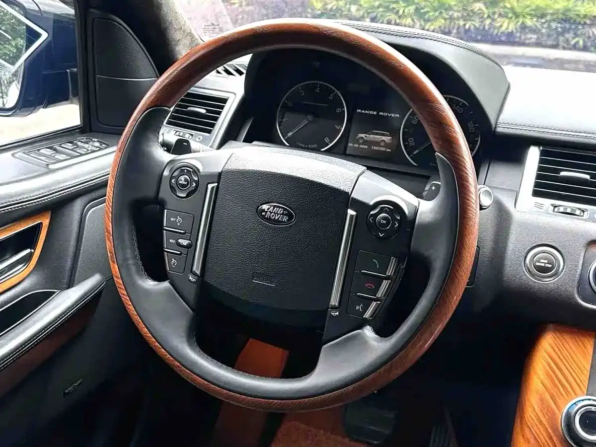 Land Rover Range Rover Sport 2012 5.0 NA V8 HSE фото 5