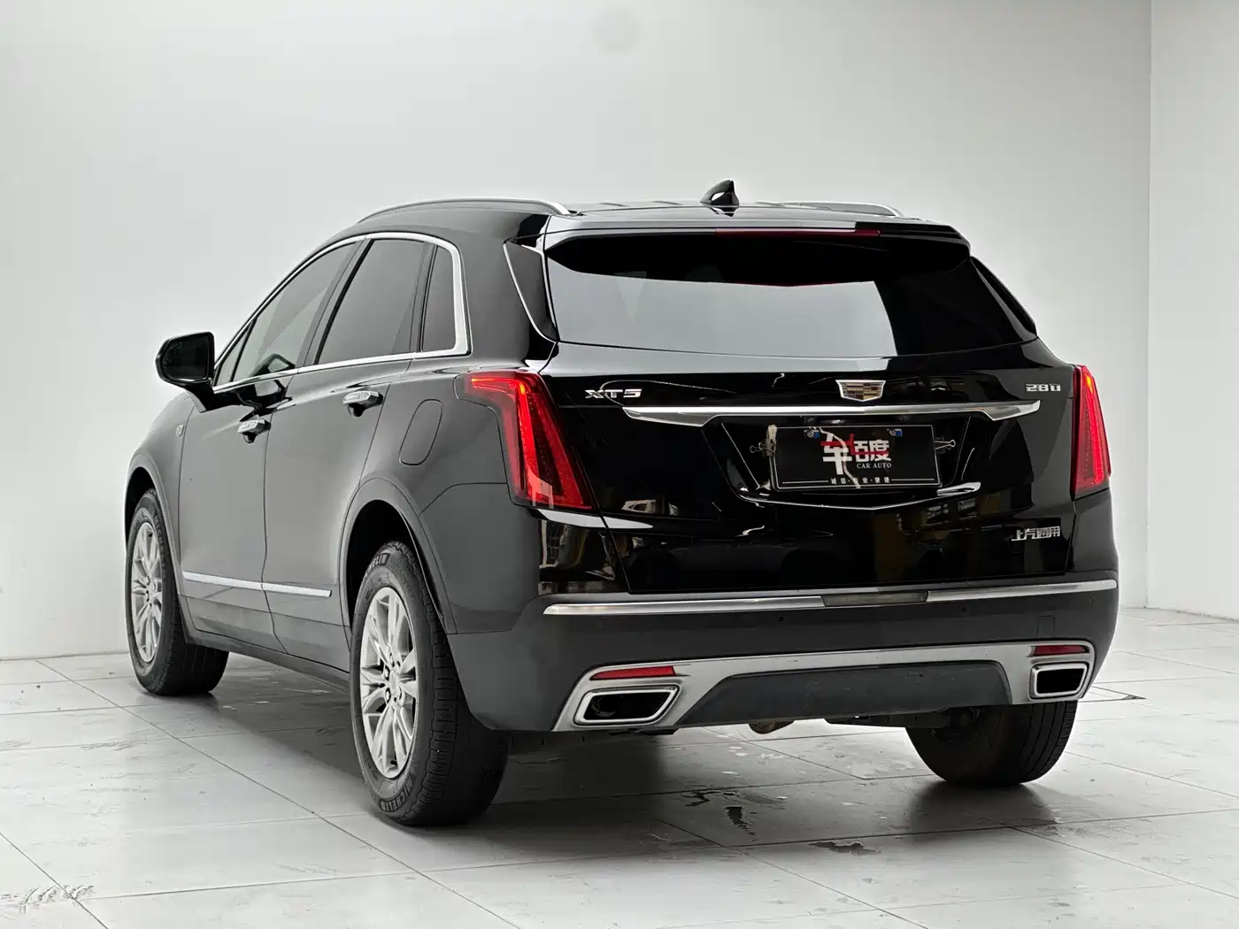 CADILLAC XT5