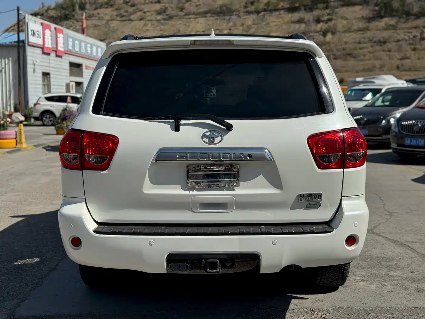 Toyota Sequoia 2012 2010 5.7 Platinum Edition