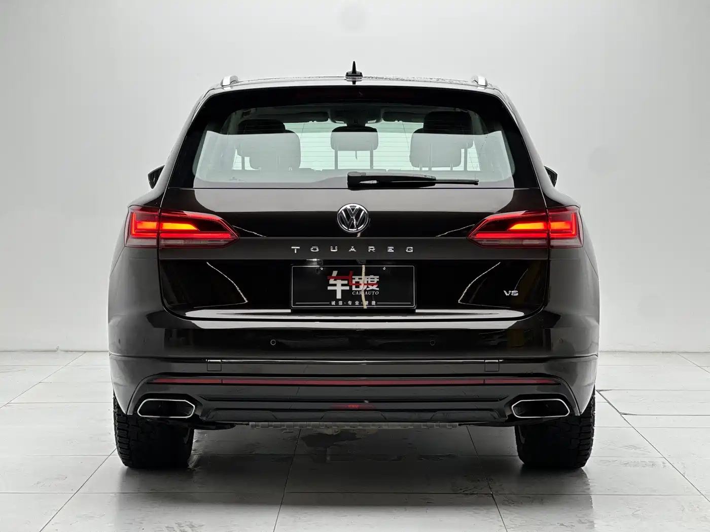 Volkswagen Touareg 2019 3.0TSI Sharp Edge Edition China VI фото 5