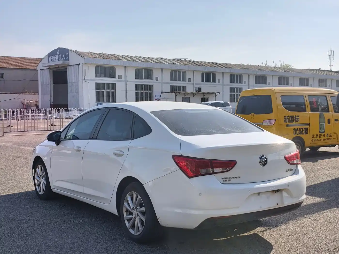 Buick Verano 2018 Sedan 15S Automatic Leading фото 6