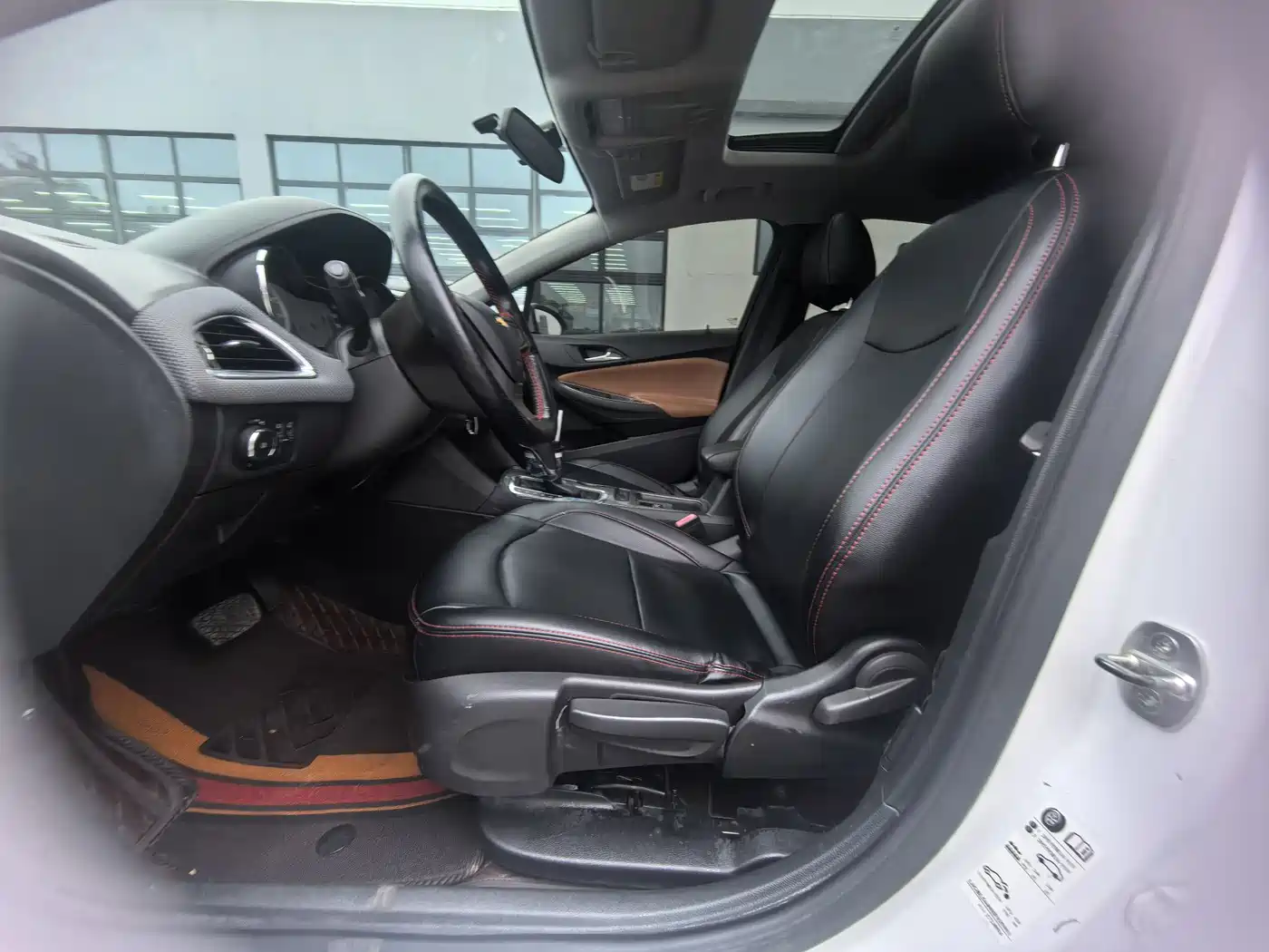 Chevrolet Cruze 2017 1.5L Automatic Pioneer Sunroof фото 11