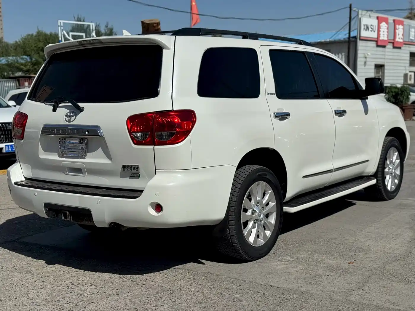 Toyota Sequoia 2012 2010 5.7 Platinum Edition