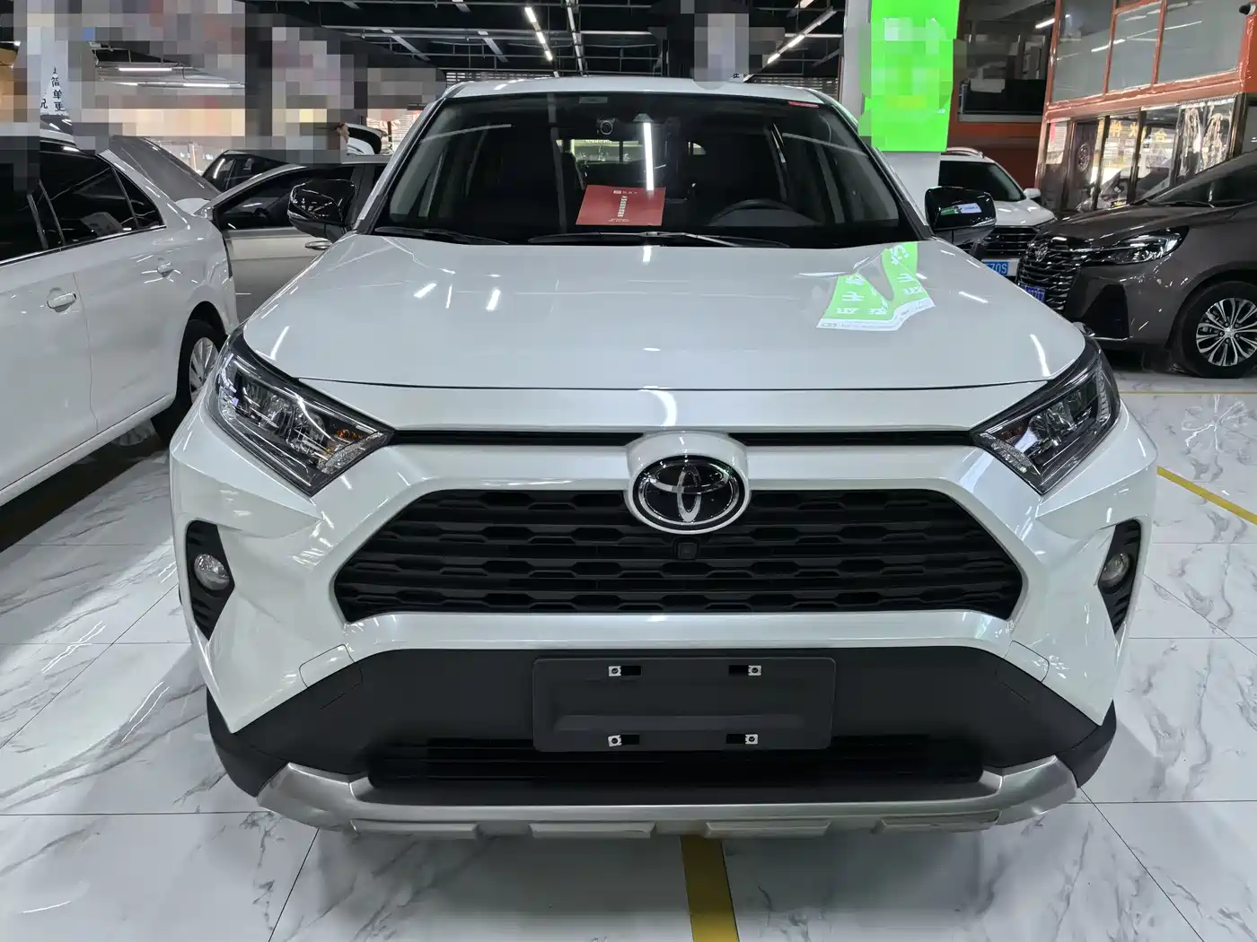 Toyota RAV4 Rongfang 2022 2.0L CVT 4WD Trend Edition фото 2