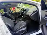Фото 8 - Ford Focus
