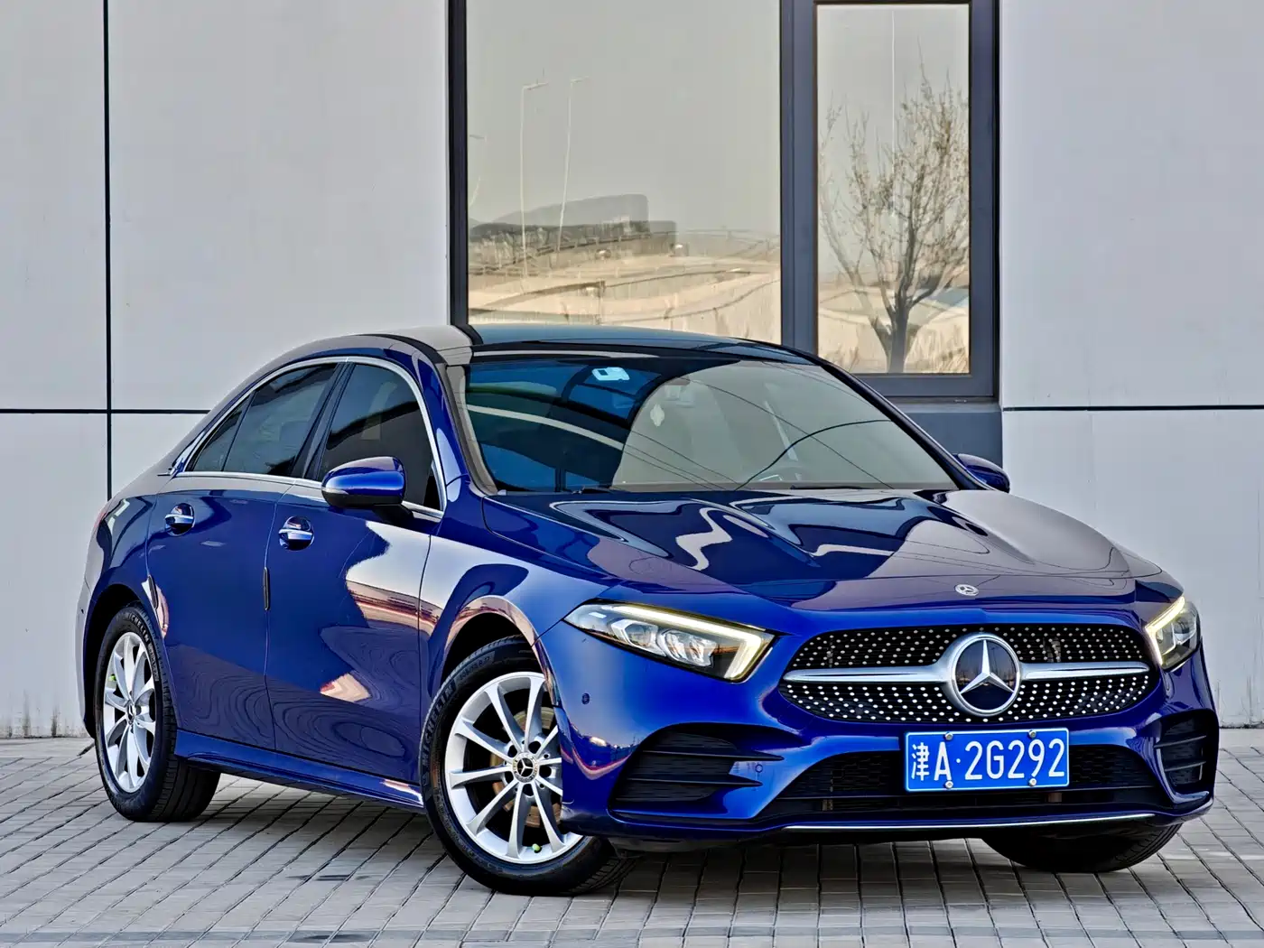 Mercedes-Benz A-Class 2020 A 200 L Sport Sedan фото 3