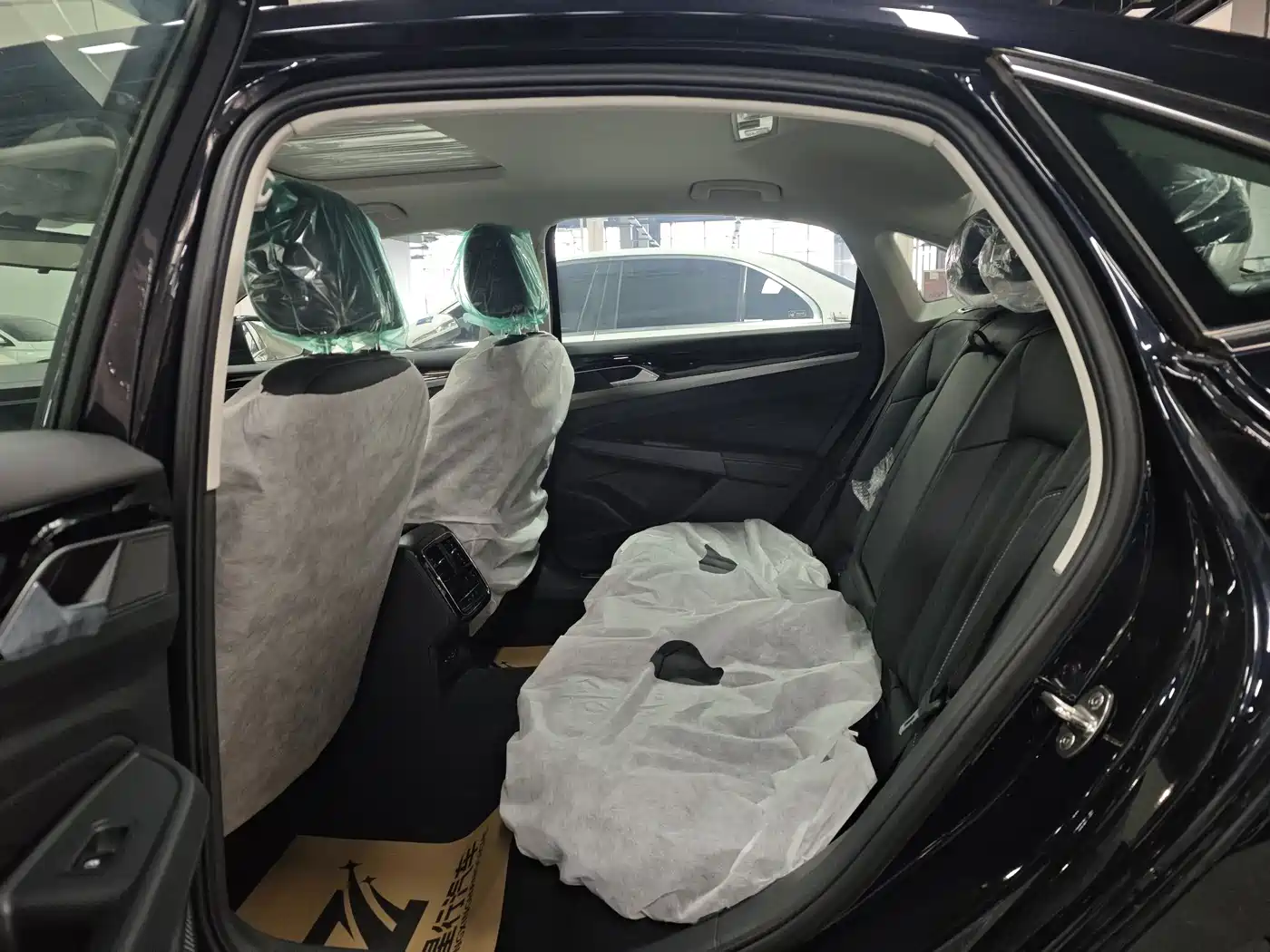 VOLKSWAGEN PASSAT NEW ENERGY