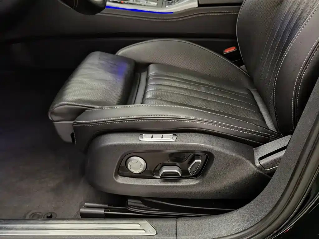 Hongqi H9 2023 Model 2.0T Smart Connect Flagship Edition фото 20