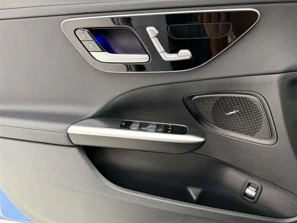 Mercedes-Benz C-Class 2022 C 200 L Sport Version фото 21