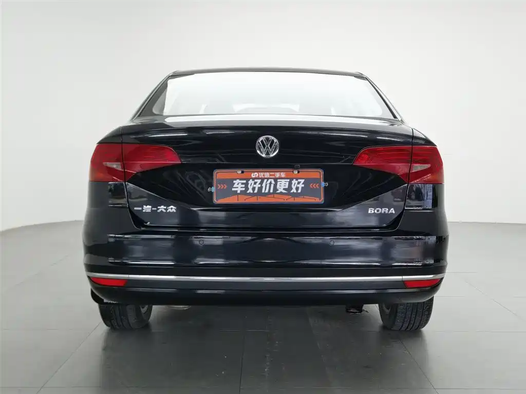 Volkswagen Bora 2016 Model 1.6L Automatic Comfort фото 4