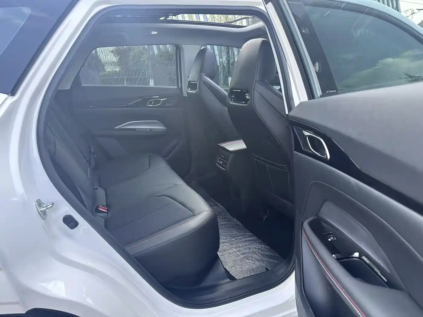 CHANGAN CHANGAN AUCHAN Z6