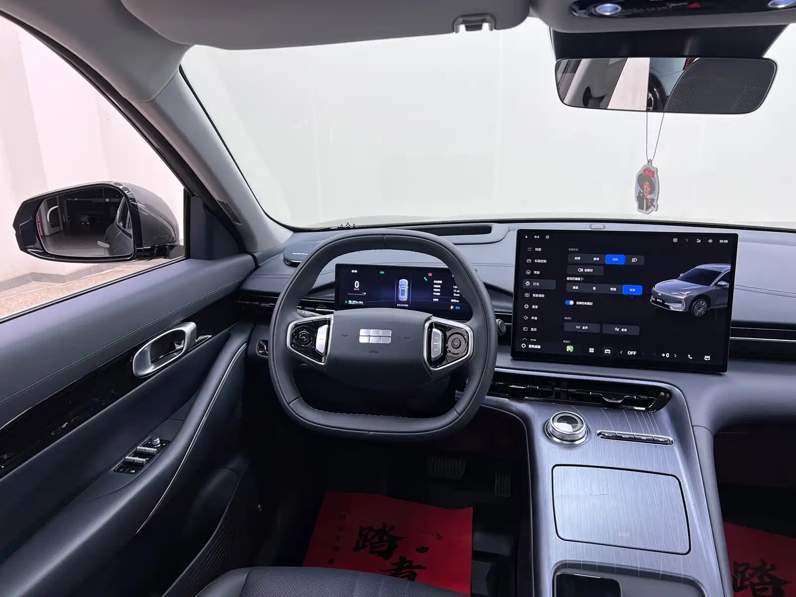 Фото 21 - Geely Galaxy Galaxy E5