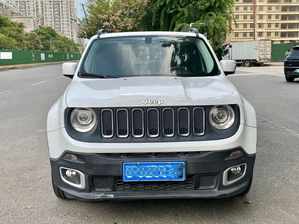 Jeep Renegade 2019 2018 Connected Large Screen Edition 180T Automatic High Energy