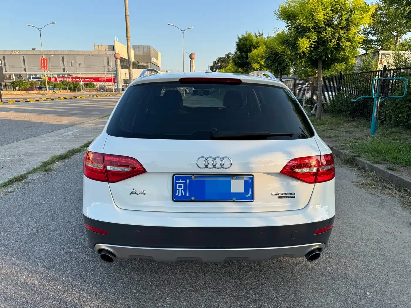 Audi A4 (Import) 2016 2014 40 TFSI allroad quattro plus