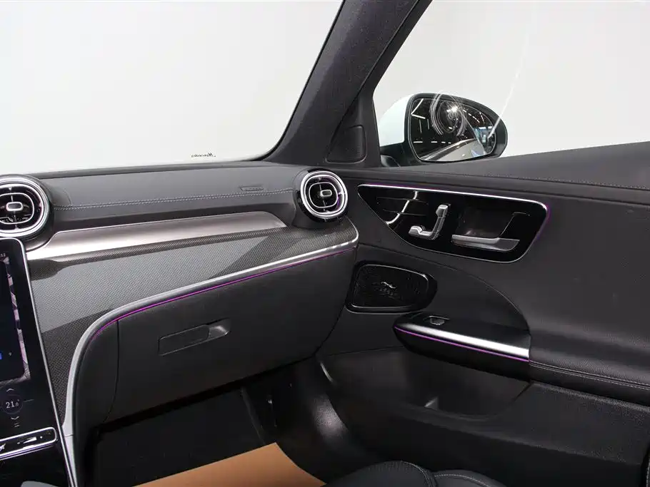 Mercedes-Benz C-Class 2024 Second Facelift C 260 L Sport фото 29