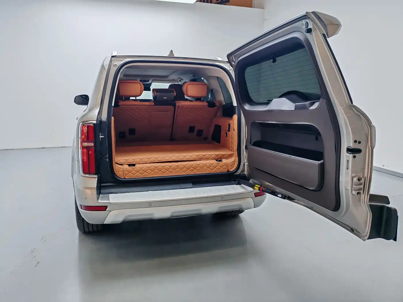 TANK TANK 500 NEW ENERGY