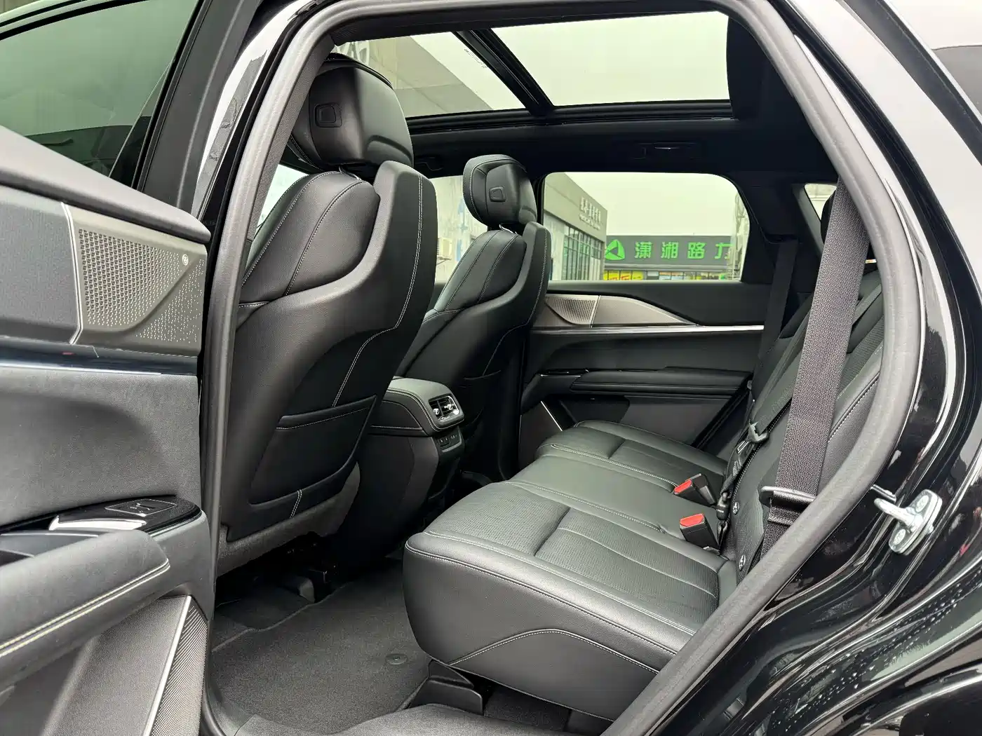 Cadillac XT5 2025 2.0T Premium Model фото 5