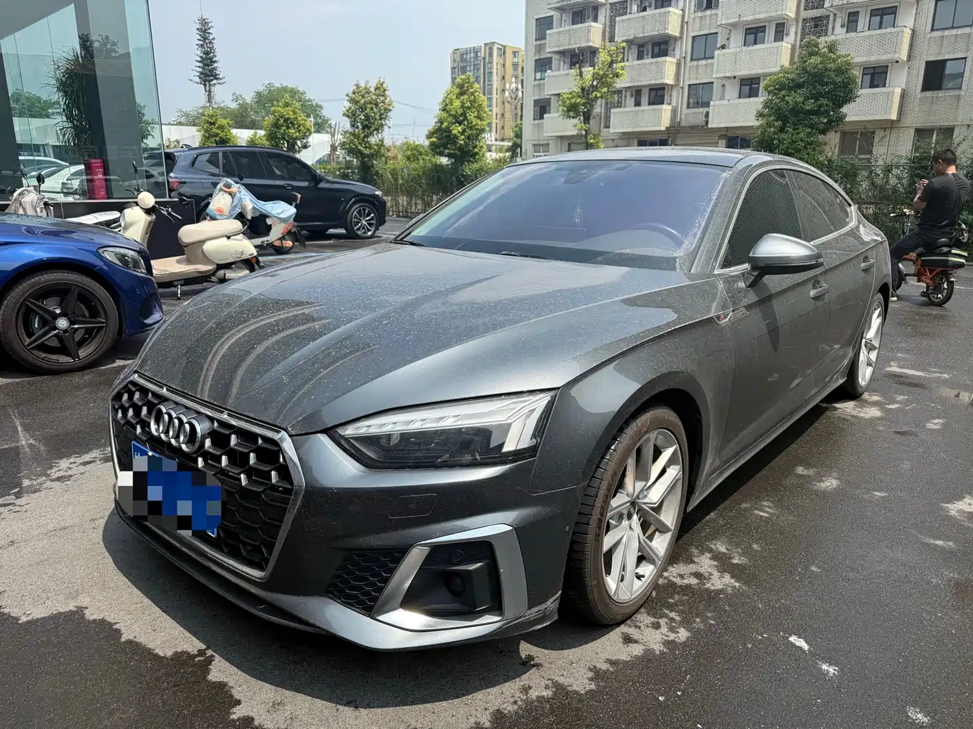 Photo 1 - Audi A5 (Import)