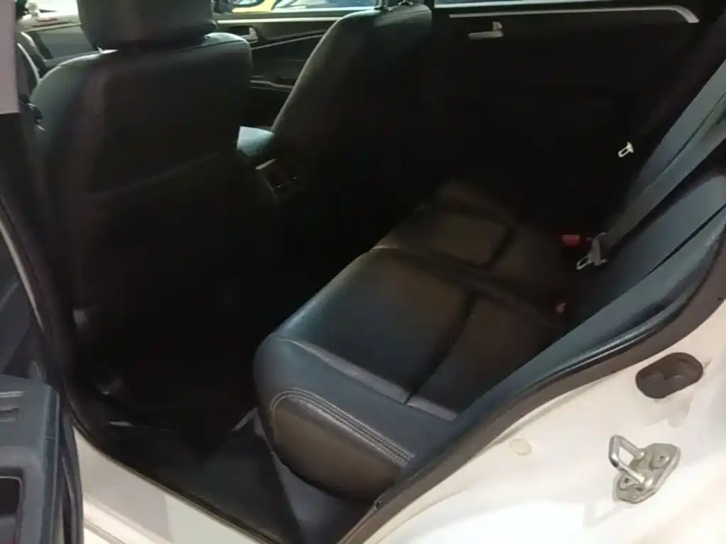 Honda Jade 2014 2014 1.8L Automatic Comfort Elite 5-seater