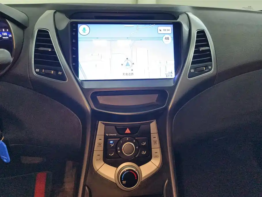 Hyundai Langdong 2016 1.6L Automatic Smart Edition фото 13