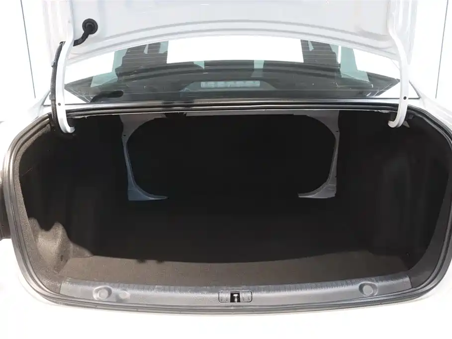 Volkswagen Lavida 2019 Lavida Start 1.5L Auto Trend (China VI) фото 30