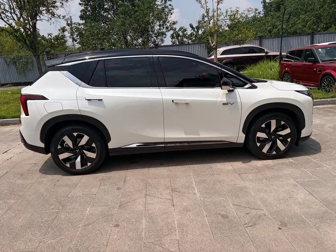 Mitsubishi AIRTREK 2022 2022 Model Pioneer Edition