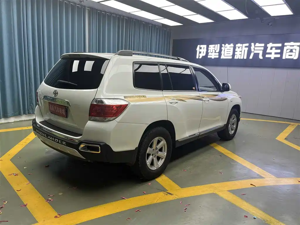 Toyota Highlander 2012 3.5L 4WD 7-Seater Elite Edition фото 7