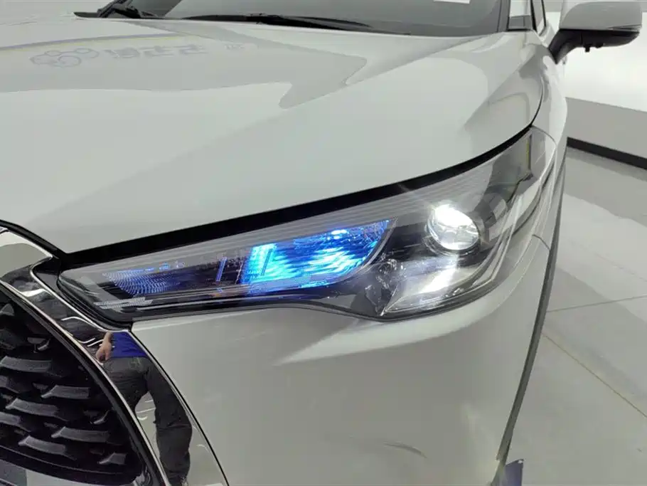 Toyota Corolla Cross 2023 Hybrid 2.0L Pioneer Edition фото 5